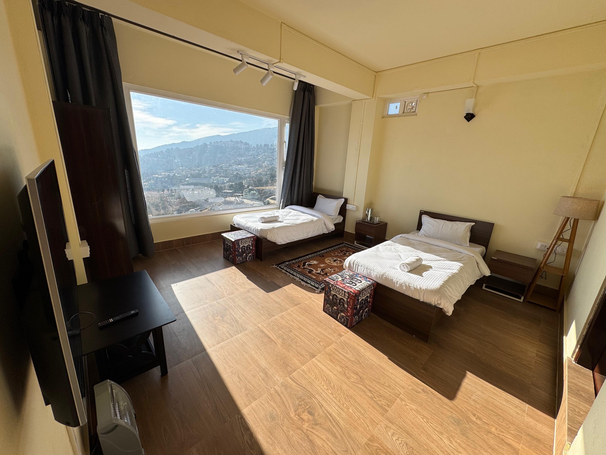 The Khaar - Twin Room 1